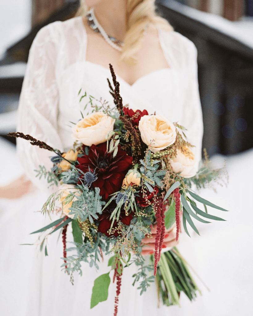 12 популярных цветов для свадьбы