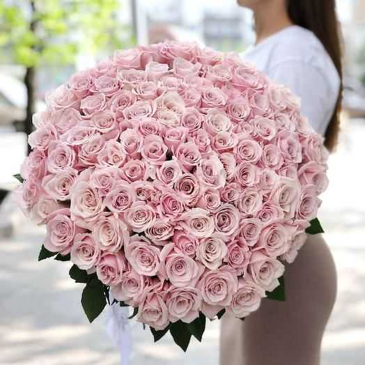 101 розовая роза (70-80 см)